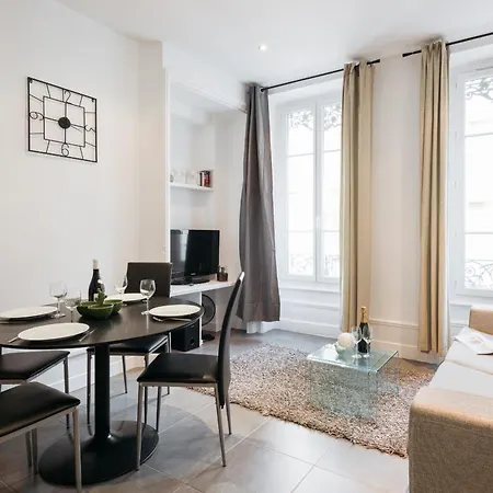 Dify Glamour - Place Des Brotteaux 公寓 *