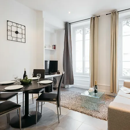 Dify Glamour - Place Des Brotteaux Apartament *